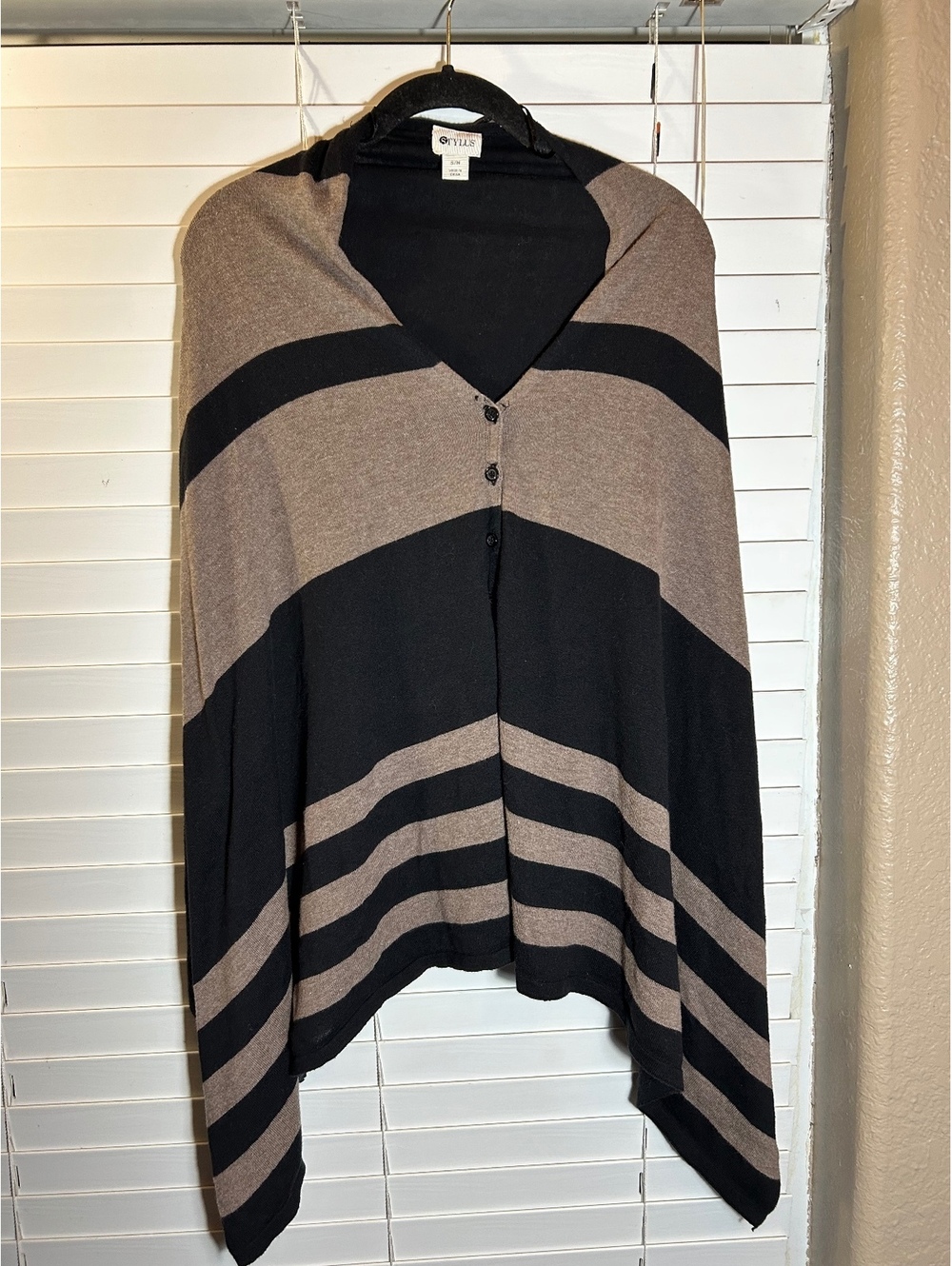 Stylus Women's S/M Black and Brown Striped Buttoned Poncho